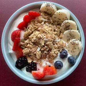 Breakfast bowl at Aubergini in Amsterdam