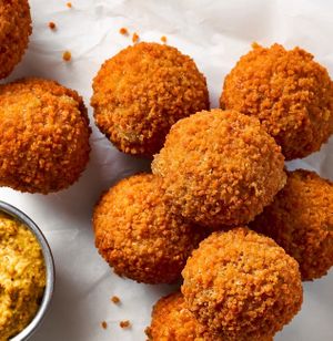 Vegan Bitterballen at Aubergini in Amsterdam