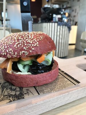 Portobello burger with beetroot bun at Aubergini in Amsterdam