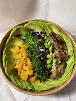 Poke bowl  at Aubergini in Amsterdam