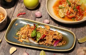 Spicy salad of Crispy Tofu and Green Apple - YUM TAO HOO FOO at Mali Vegan Thai in South West London