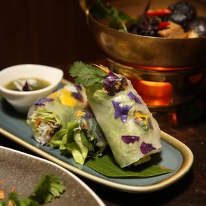 Fresh pea flowers & vegetable rolls with refreshing citrus dipping sauce - POR PIA DOK MAI at Mali Vegan Thai in South West London