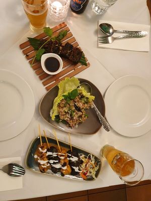Starters (jackfruit salad in the middle is IMMENSE) at Mali Vegan Thai in South West London