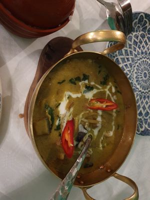 Vegan chicken green curry with courgette at Mali Vegan Thai in South West London