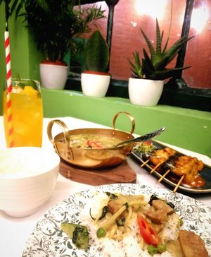 Satay skewers and green curry #Veganuary at Mali Vegan Thai in South West London
