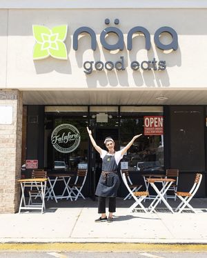 Opening day! #Veganuary at Nana Good Eats in Queens