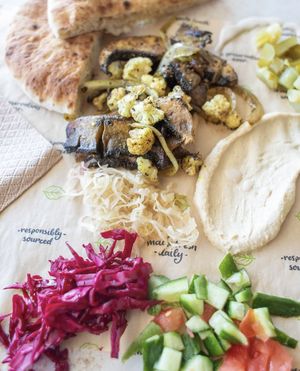 Vegan mushroom shawarma “Mush’warma" #Veganuary at Nana Good Eats in Queens