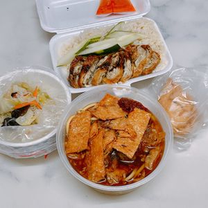 Foodie! Enjoyed lormee alot! All cost less than 10sgd at Vegetarian 素食 - Geylang Bahru in Central Singapore