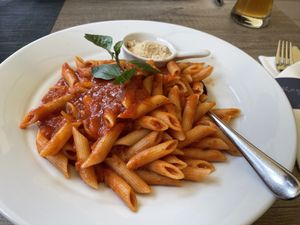 Penne mit Tomatensauce und Veganer Käse   at Restaurant am Piburger See in Oetz