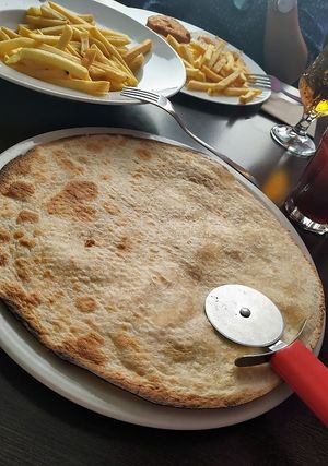 Calzone at Goleta 55 in Almeria
