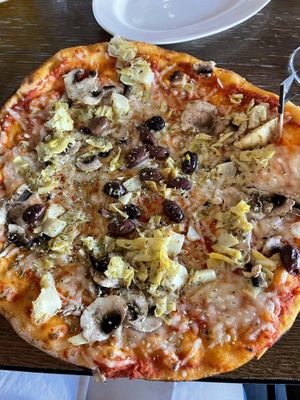 Capricciosa made vegan  at Olivia Zachariasbryggen in Bergen