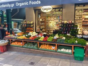 organic fruits, organic vegetables at Green Family - Mitropolitou Gennadiou in Thessaloniki
