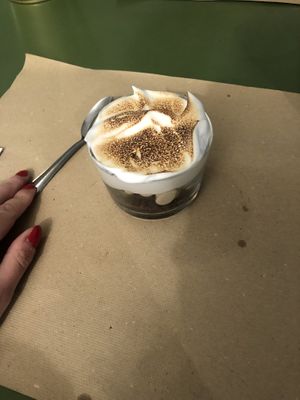 Crumble café et meringue flambée   at Fefino in Trani