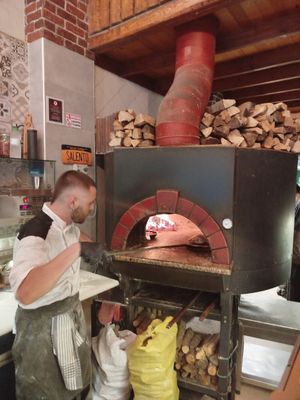 Wood cooking at Salento in Thessaloniki