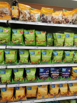 Nuts and seeds at Rossmann & lala in Sarande