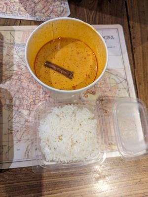 Massaman Curry at Kinkhao Thai Food & Drinks in Bologna