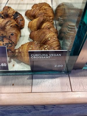 Vegan croissant at FCO - Natoo in Fiumicino