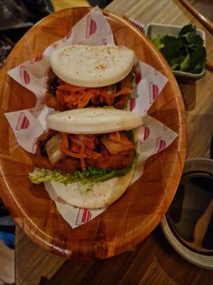Buns with tempeh and kimchi at Veganees in Amsterdam