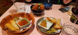 Cawlifower, spring roll, samosas at Veganees in Amsterdam