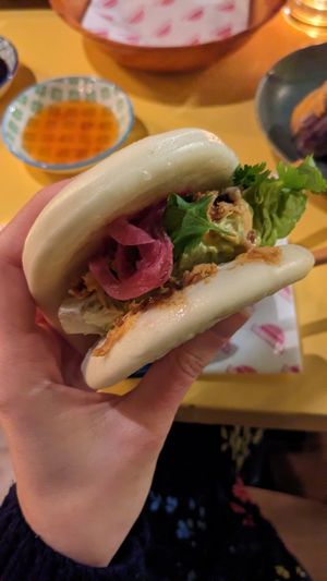 5-spice oyster mushroom bao bun at Veganees in Amsterdam
