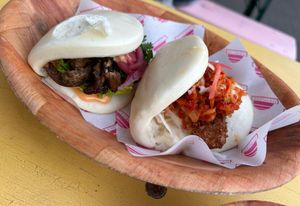 5 spices oyster mushroom and crunchy tempeh buns  at Veganees in Amsterdam