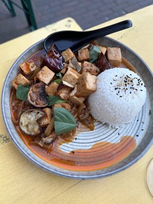 mapo tofu  at Veganees in Amsterdam