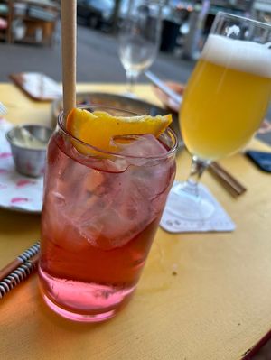 hibiscus lemonade and Polyamorie - 5% Sour Oedipus  at Veganees in Amsterdam