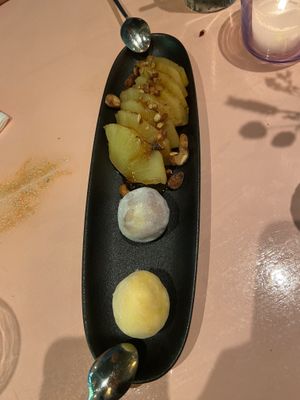 Last round of Favourites menu (2 persons): Grilled pineapple (good) and mochi with passion fruit (great) and yuzu (allright)  at Veganees in Amsterdam