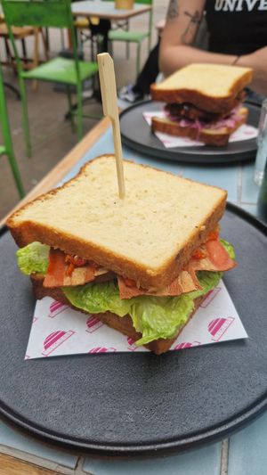 vegan BLT at Veganees in Amsterdam