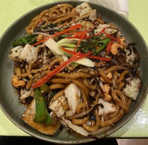 Nameko noodles: there was only a small amount of nameko, so the name of this stir-fry is misleading. It was quite tasty, but too salty for me at Veganees in Amsterdam