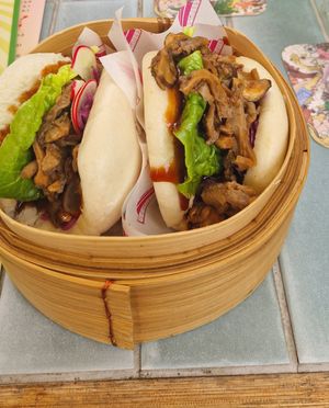 Bao buns Japanese mushroom at Veganees in Amsterdam