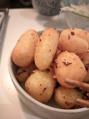 Szechuan potatoes at Veganees in Amsterdam