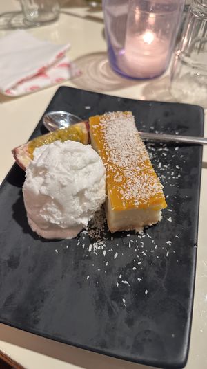 Mango cheesecake 5/5  at Veganees in Amsterdam