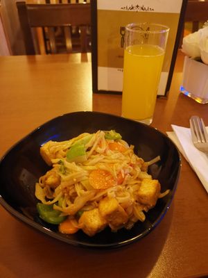 Pad thai at Vegan Fusion in North London