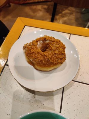 Marvelous cinnamon dunot at ROUND - Helsinginkatu in Helsinki
