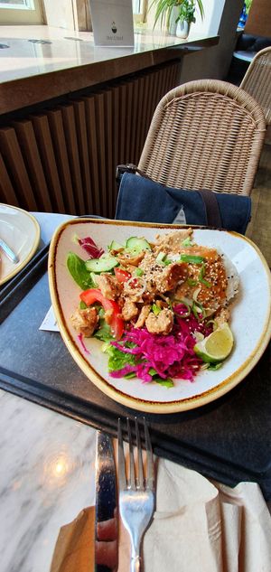  at Dean & David - Makartplatz in Salzburg