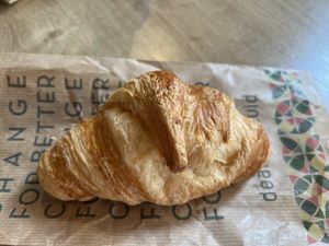 Vegan croissant!   at Dean & David - Makartplatz in Salzburg