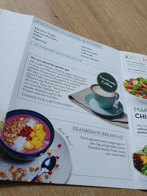  at Dean & David - Makartplatz in Salzburg