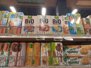  at Auto Mercado (Centro) in San Jose