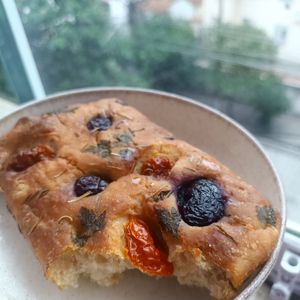 Focaccia at Da Raiz - Culinária Vegana in Rio De Janeiro