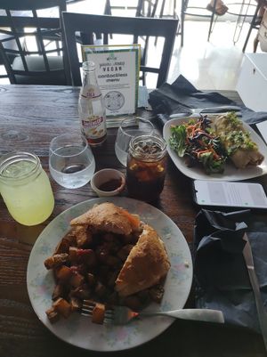 Delicious and good vibes at Pauseitively Vegan in Deerfield Beach