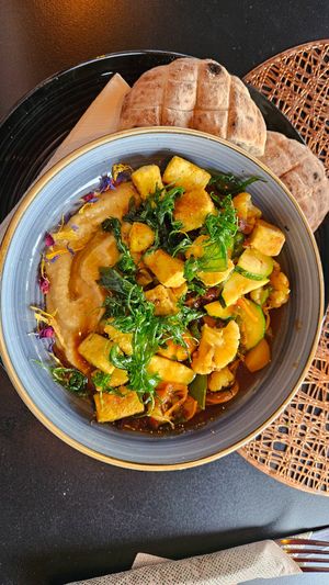 Jerusalem Teller at Himmelblau Tapas Bar & Restaurant in Lienz