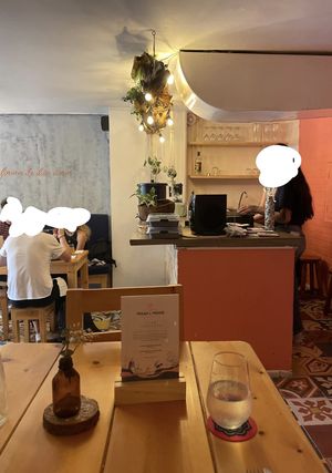 Picture from the inside at Vegan & Veggie in Medellin