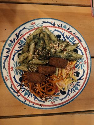 Veggie Bowl at Vegan & Veggie in Medellin