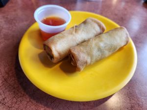 Spring rolls at aa Sushi in Kirkland