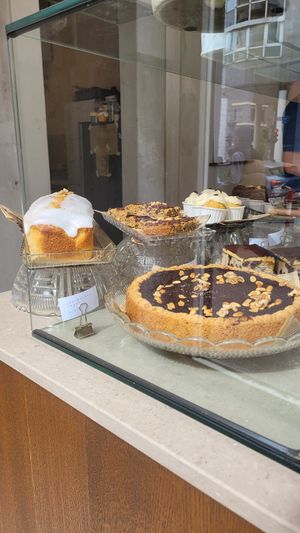 Vegane Kuchen Auswahl at MOMI in Frankfurt