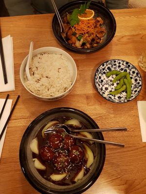Meat balls with pak choi , gongbao chicken(ordered with mushrooms instead of pepper bells) & amuse-gueule (edamame) at The Butterfly Lovers in Berlin