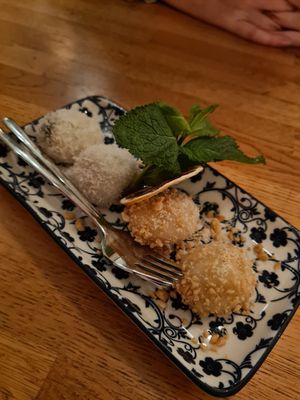 Sticky rice balls with coconut and peanut at The Butterfly Lovers in Berlin