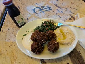 Boussi Falafel Plate at Boussi Falafel in Berlin