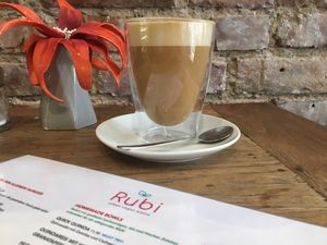 Latte macchiato  at Veganes Bistro Rubi in Cologne